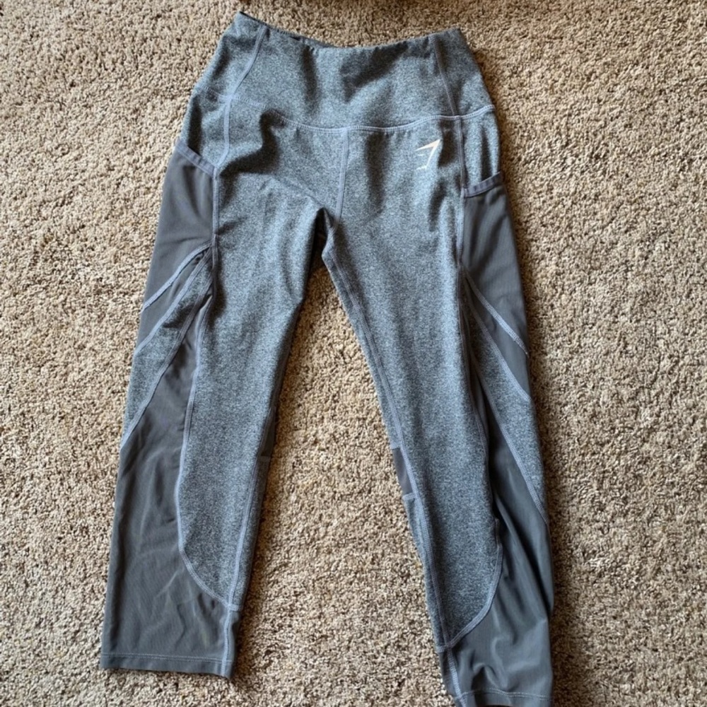 Gym Shark crop leggings